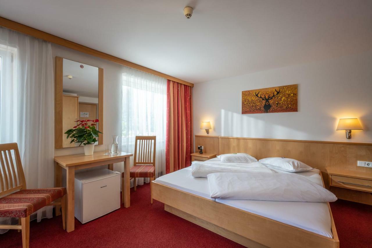 Hotel Alpenhotel Edelweiss 3*