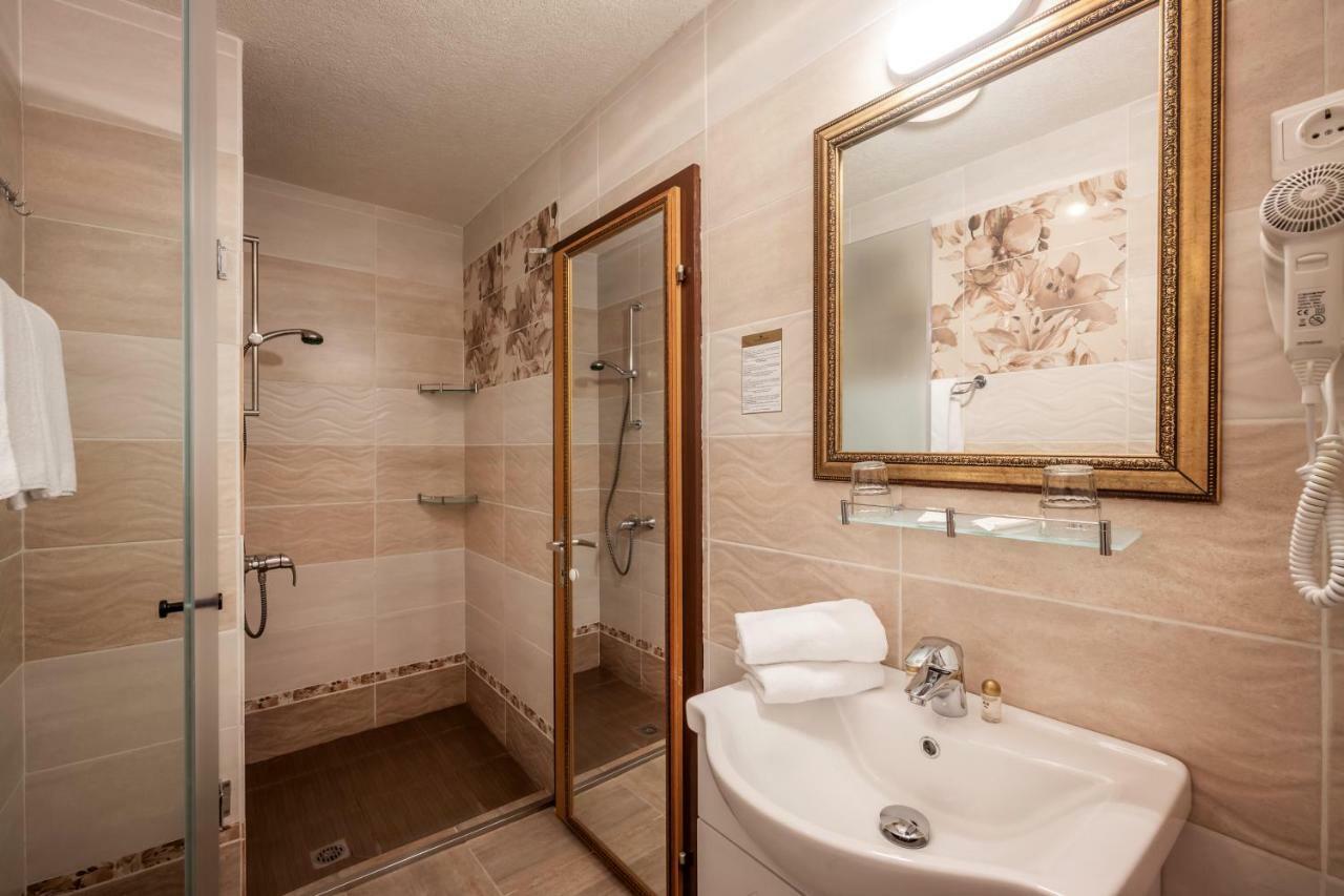 Alpenhotel Edelweiss Hotel 3*